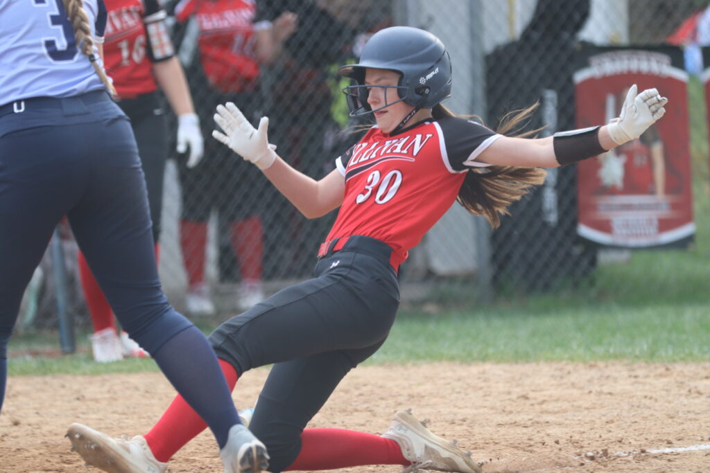 Lady Griffin Softball